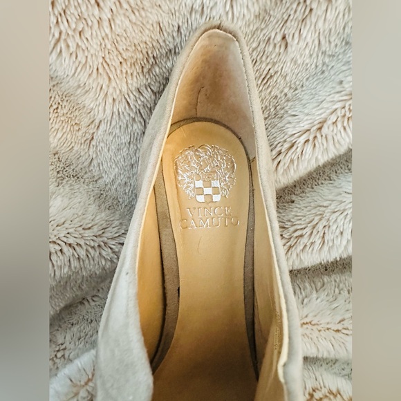 Vince Camuto Suede Taupe Pumps - Picture 6 of 10